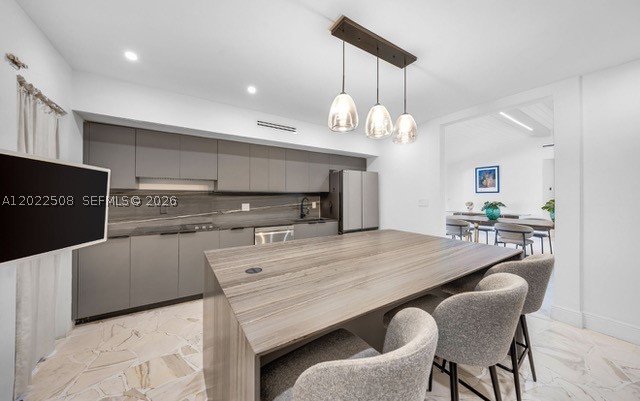 AMD PL BISCAYNE PINES - Residential