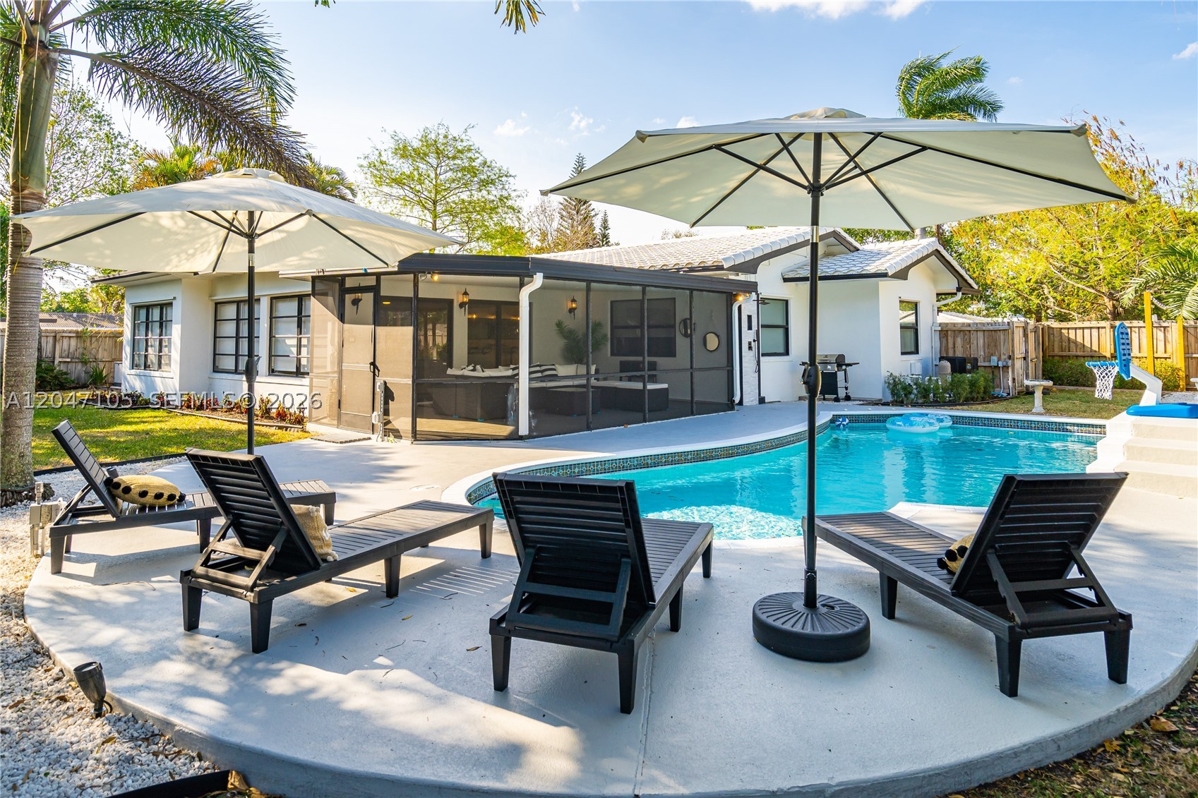BRENTWOOD PARK - Residential