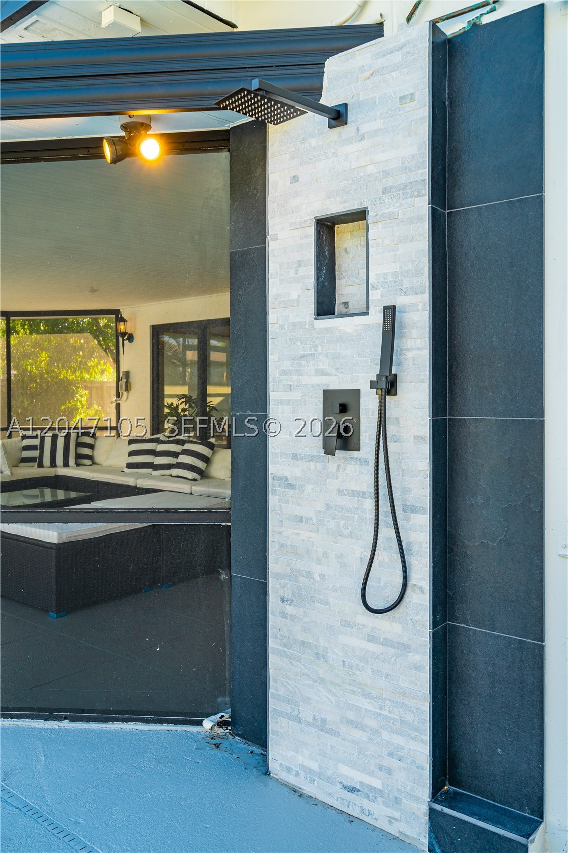 BRENTWOOD PARK - Residential