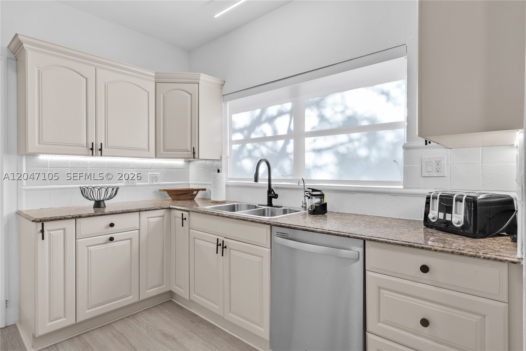 BRENTWOOD PARK - Residential