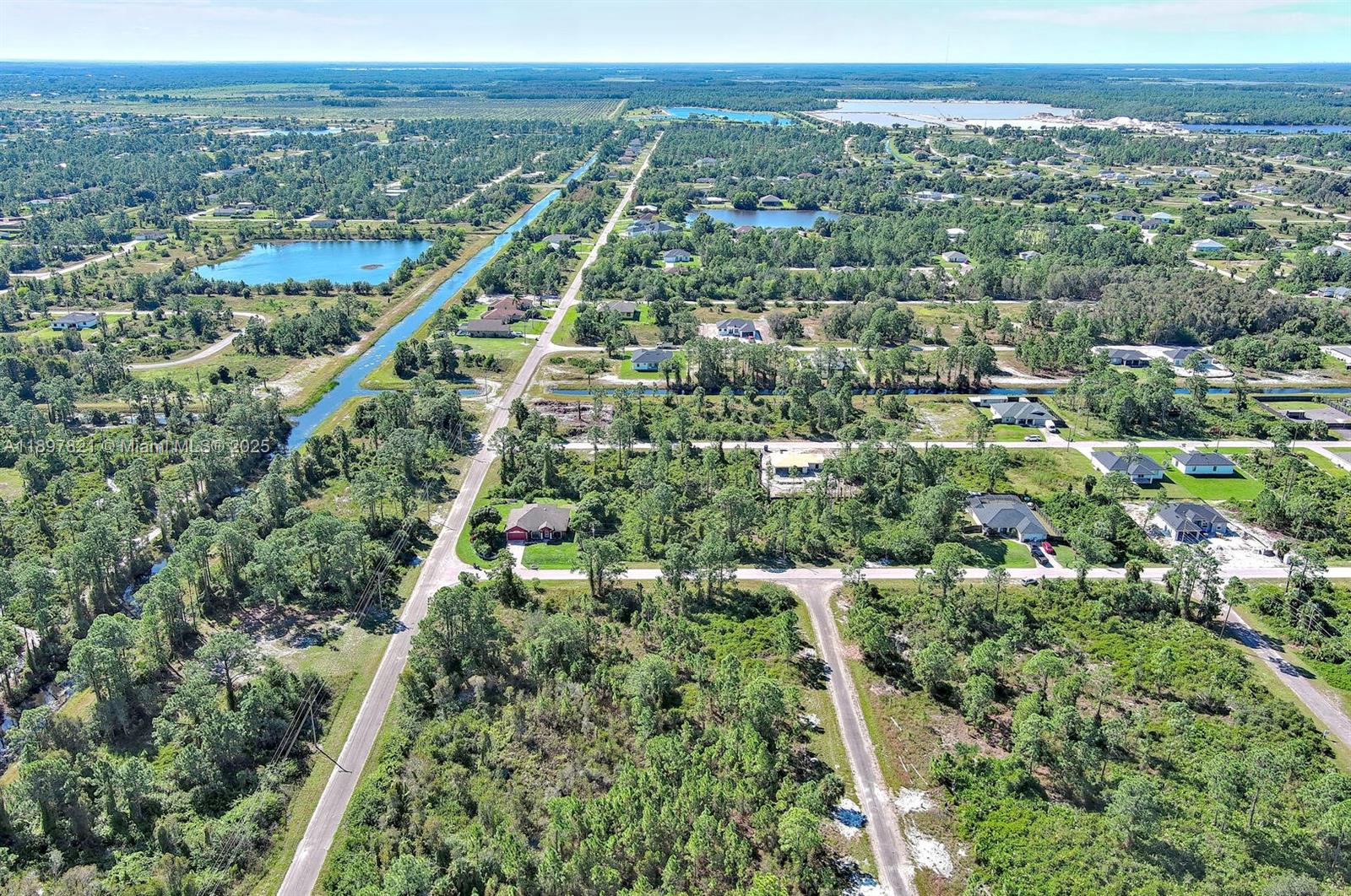 LEHIGH ACRES - Land
