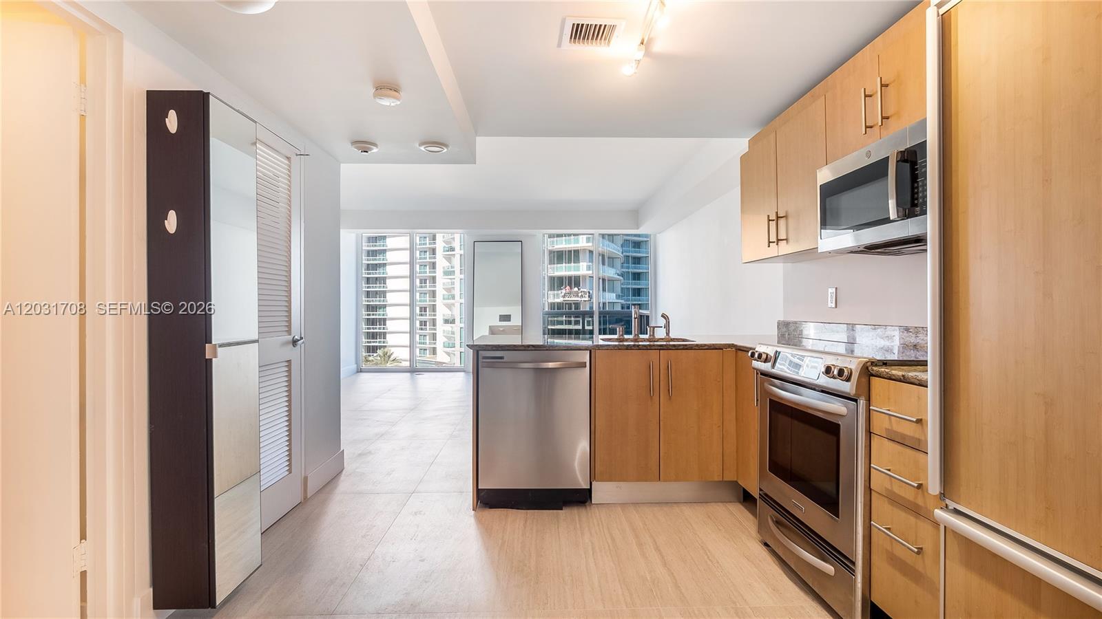 HARBOUR HOUSE - Residential Lease