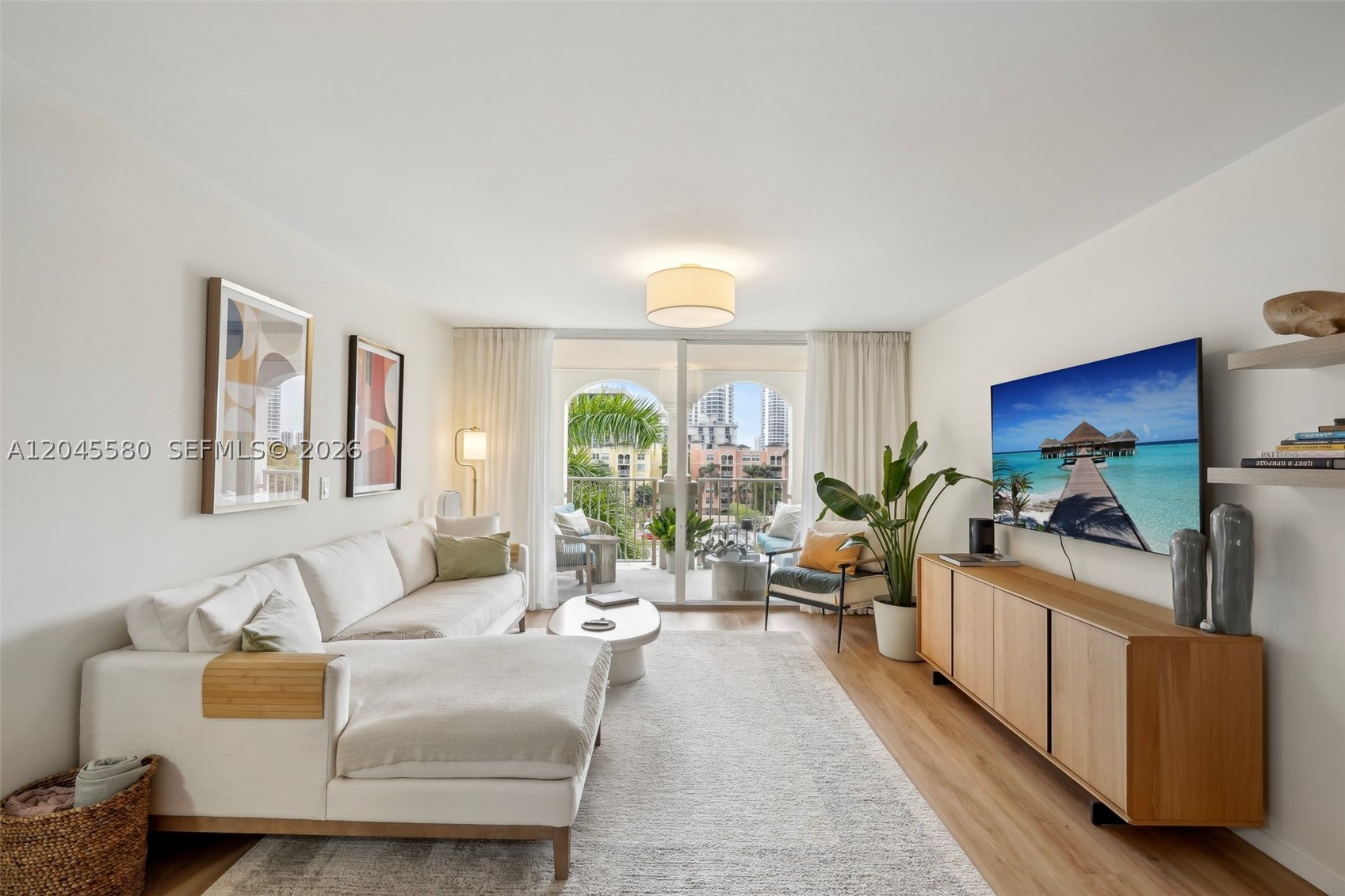 THE YACHT CLUB AT AVENTUR - Residential