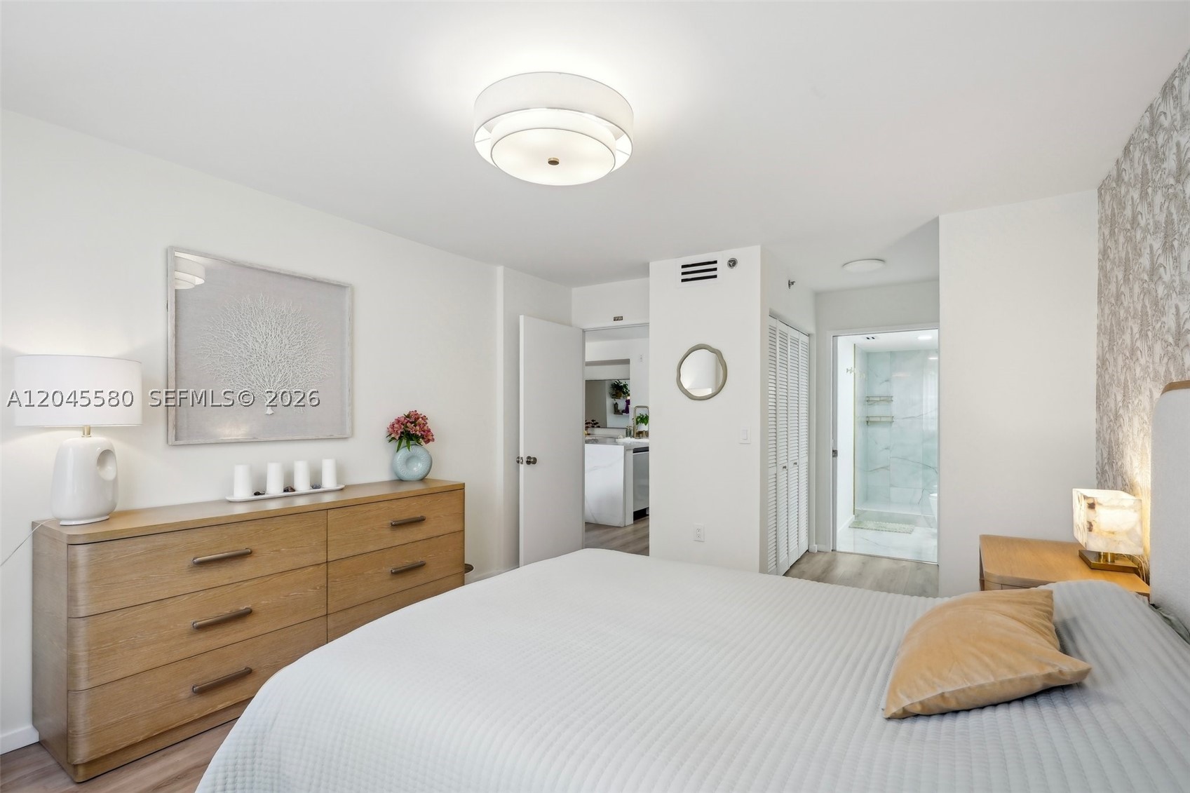 THE YACHT CLUB AT AVENTUR - Residential