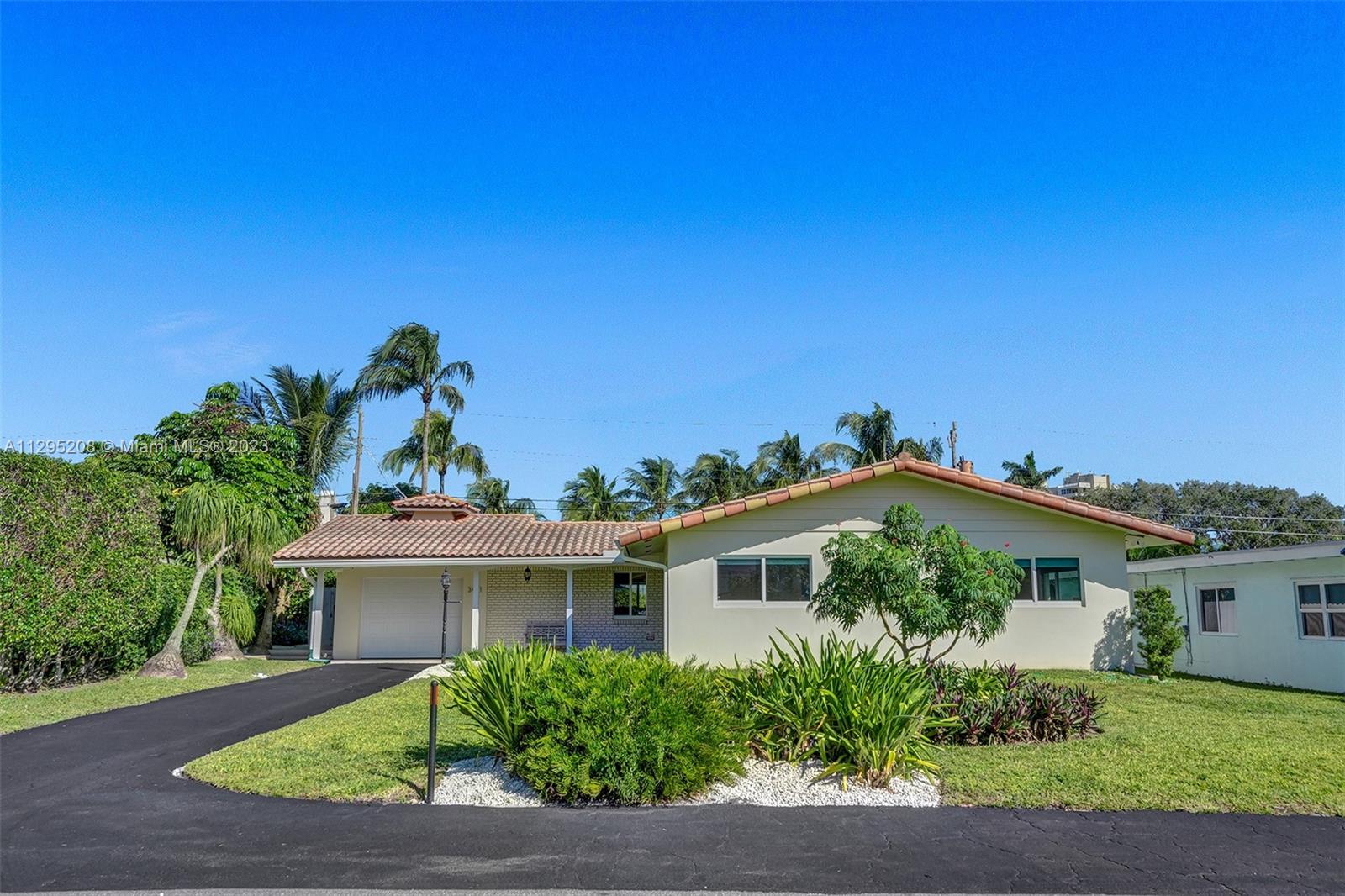 HILLSBORO SHORES SEC A - Residential