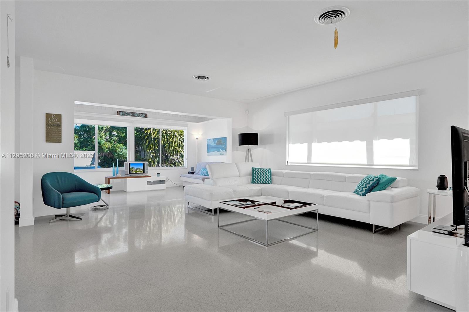 HILLSBORO SHORES SEC A - Residential