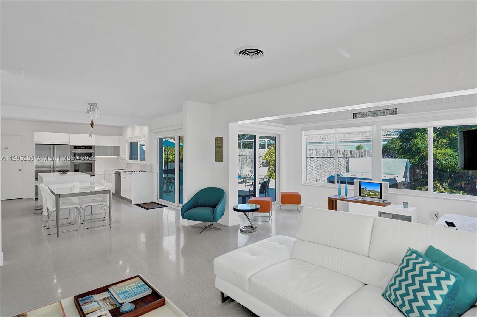 HILLSBORO SHORES SEC A - Residential