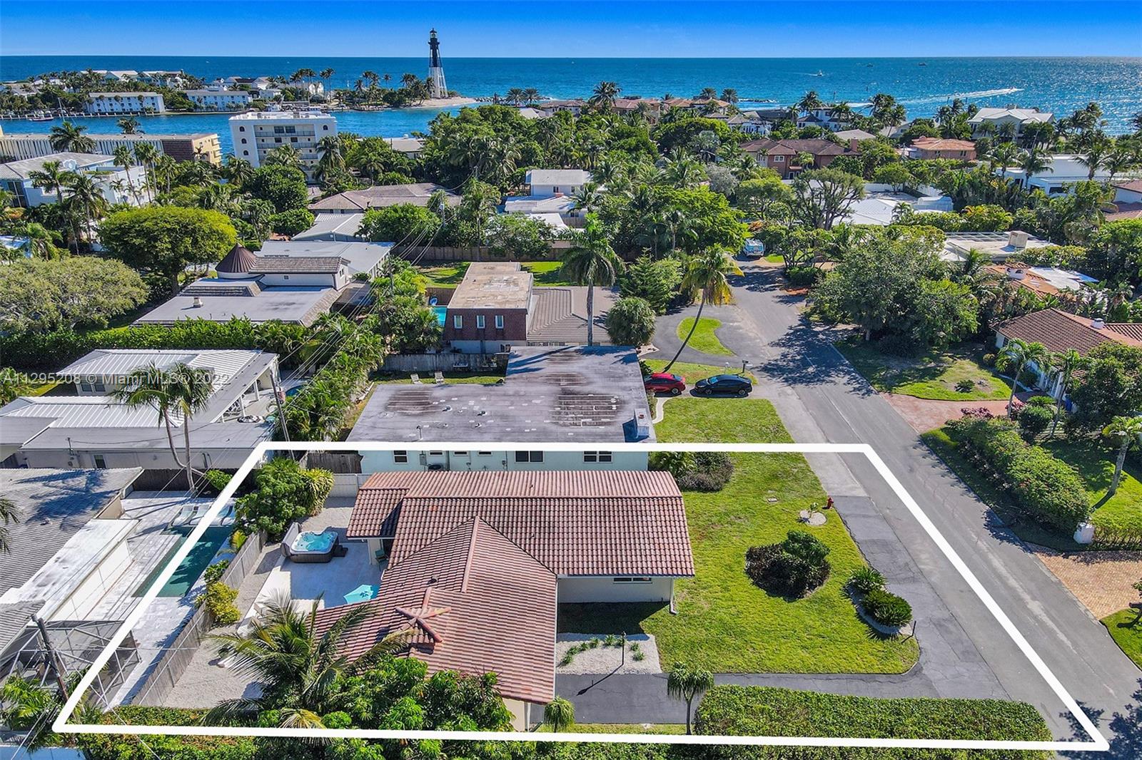 HILLSBORO SHORES SEC A - Residential