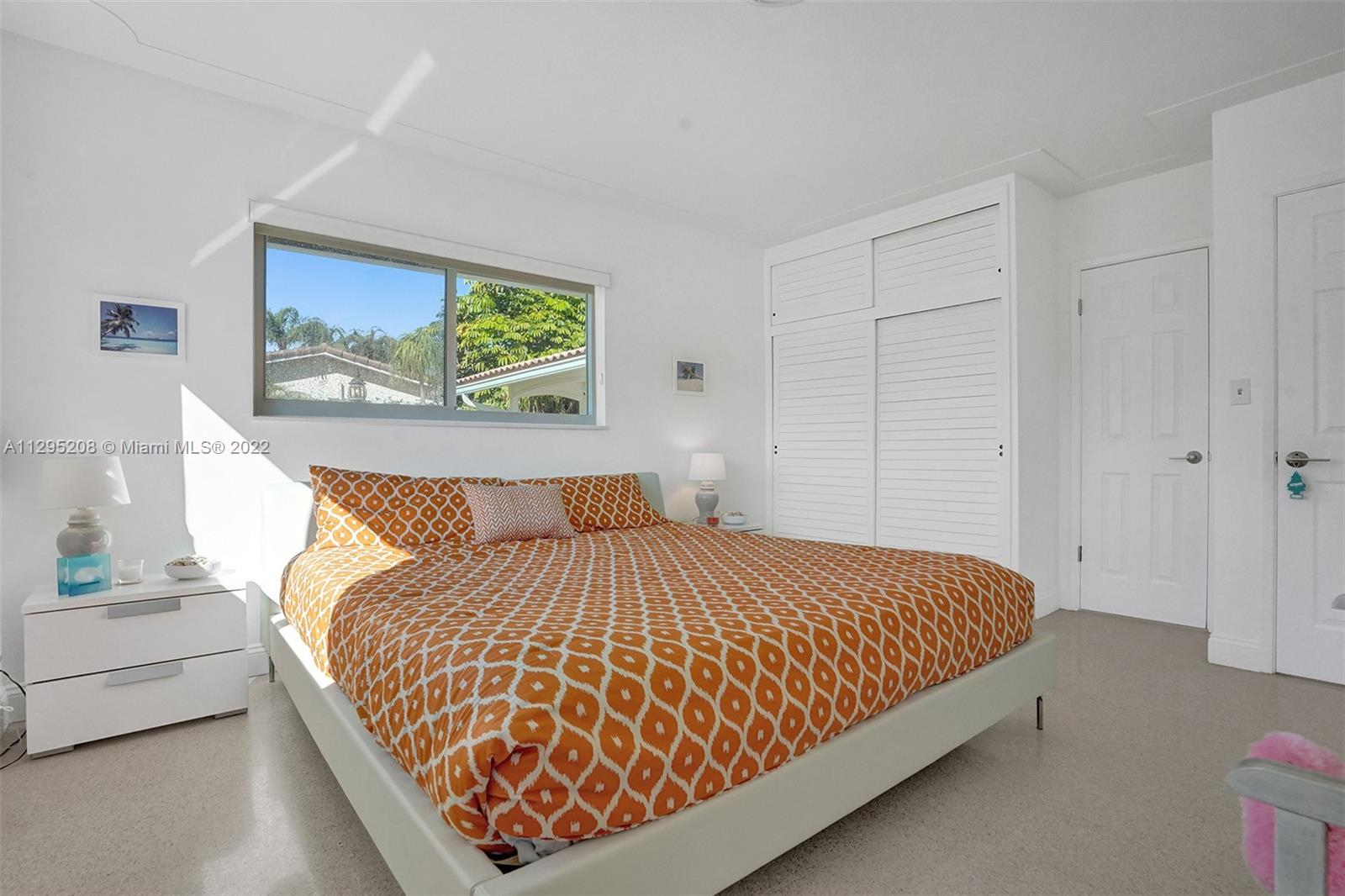 HILLSBORO SHORES SEC A - Residential