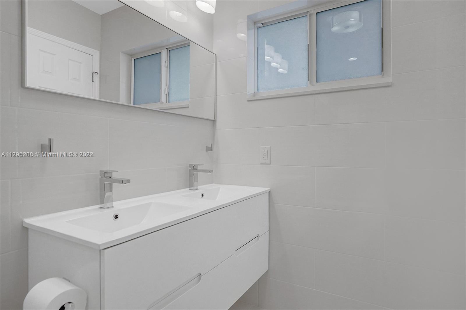 HILLSBORO SHORES SEC A - Residential