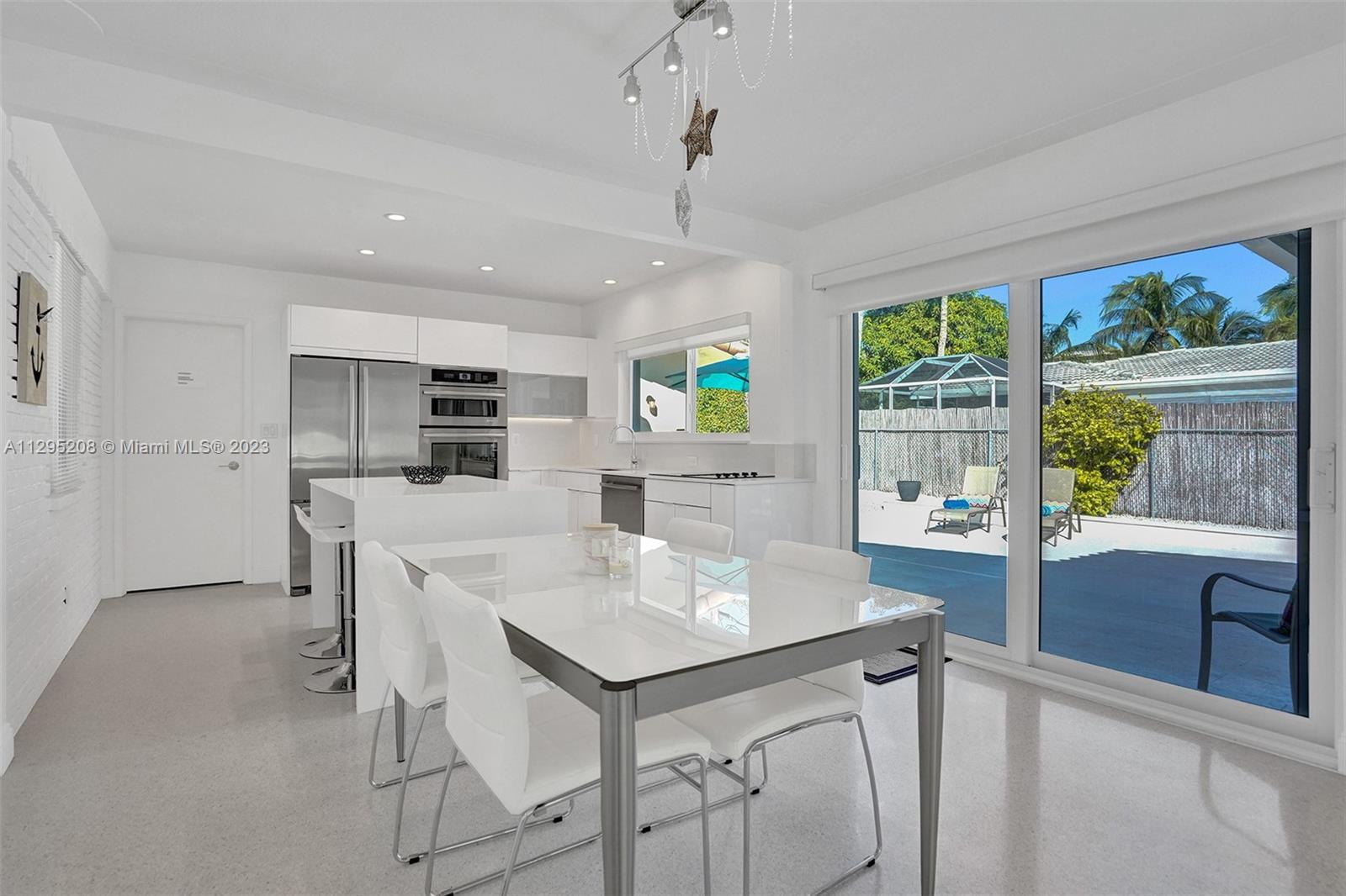 HILLSBORO SHORES SEC A - Residential