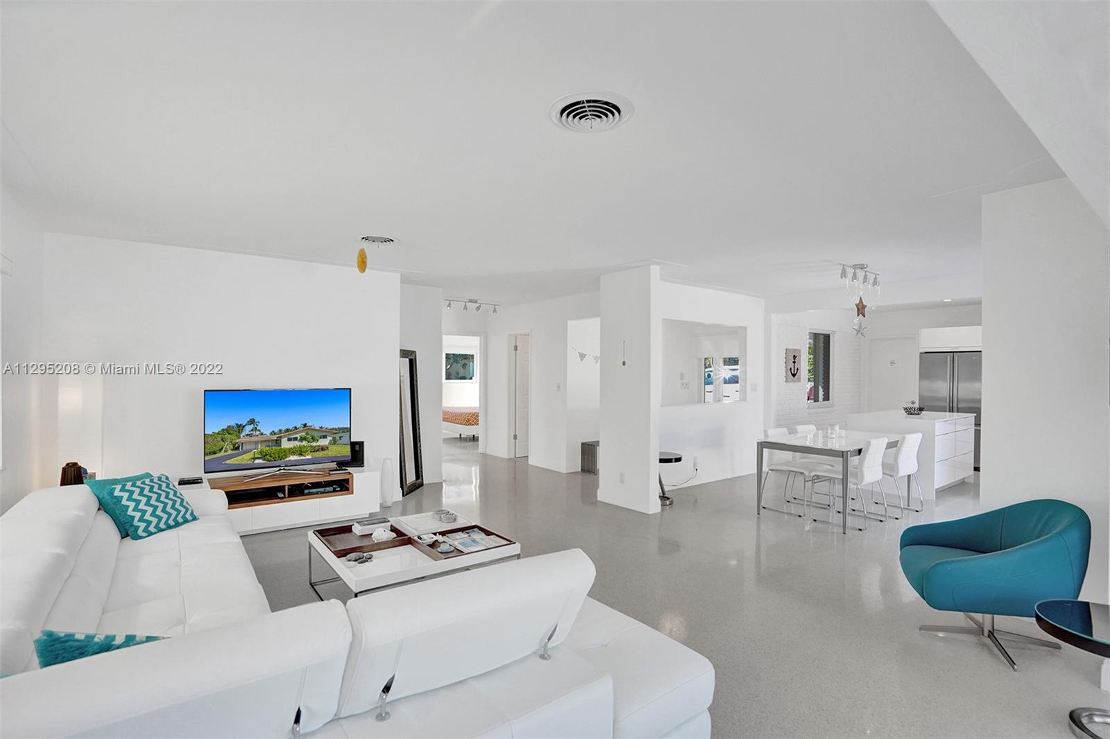 HILLSBORO SHORES SEC A - Residential
