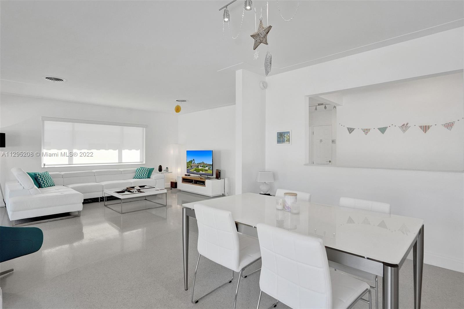 HILLSBORO SHORES SEC A - Residential
