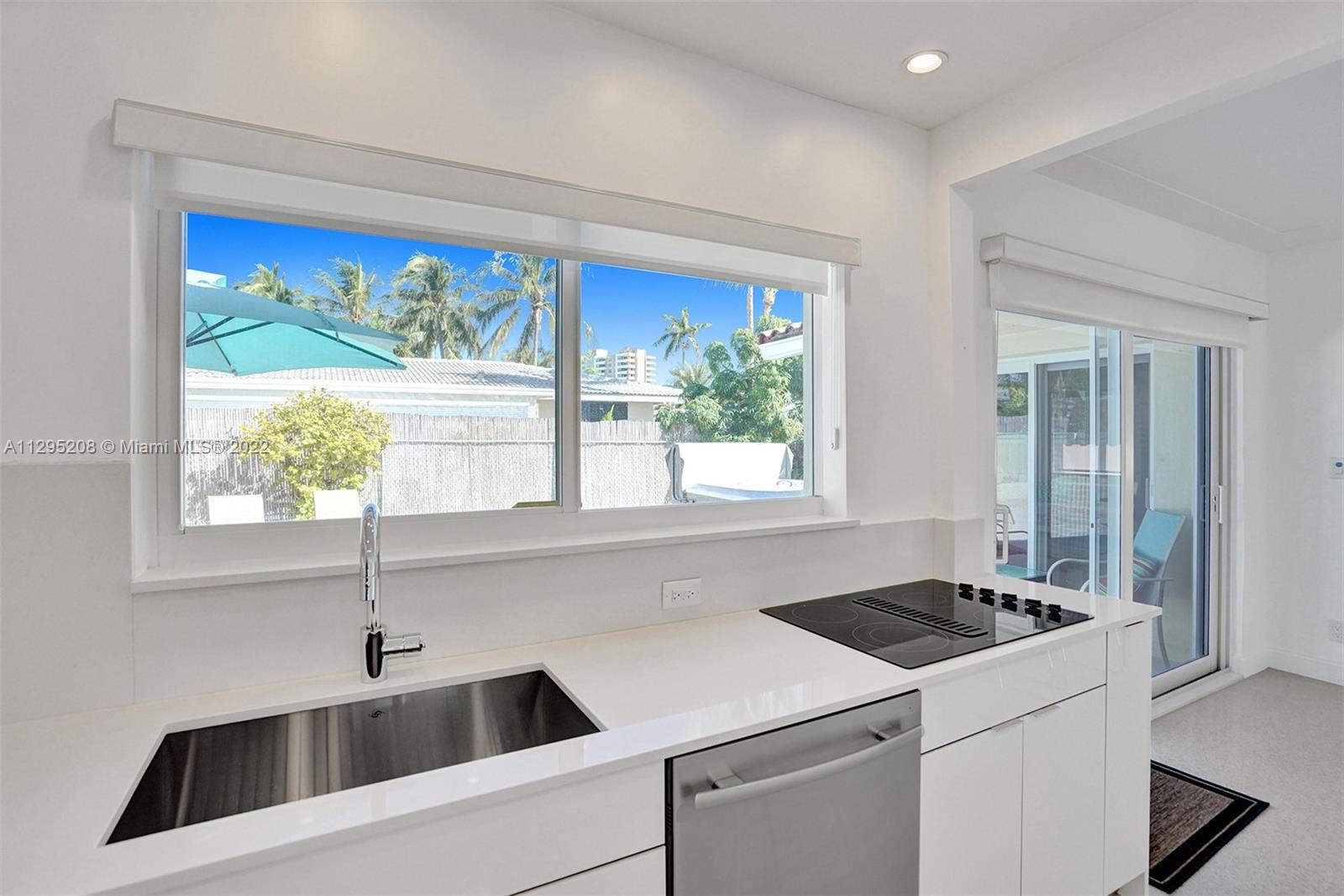 HILLSBORO SHORES SEC A - Residential