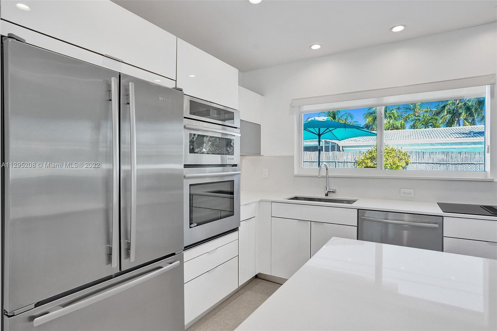 HILLSBORO SHORES SEC A - Residential