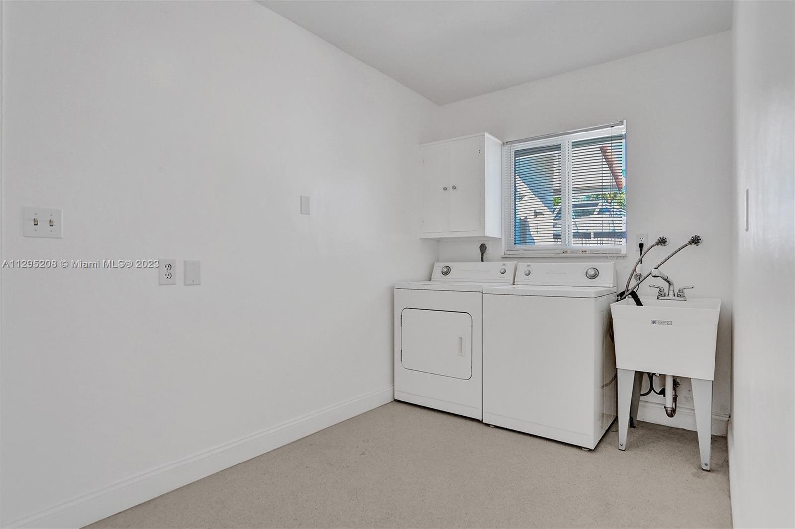 HILLSBORO SHORES SEC A - Residential