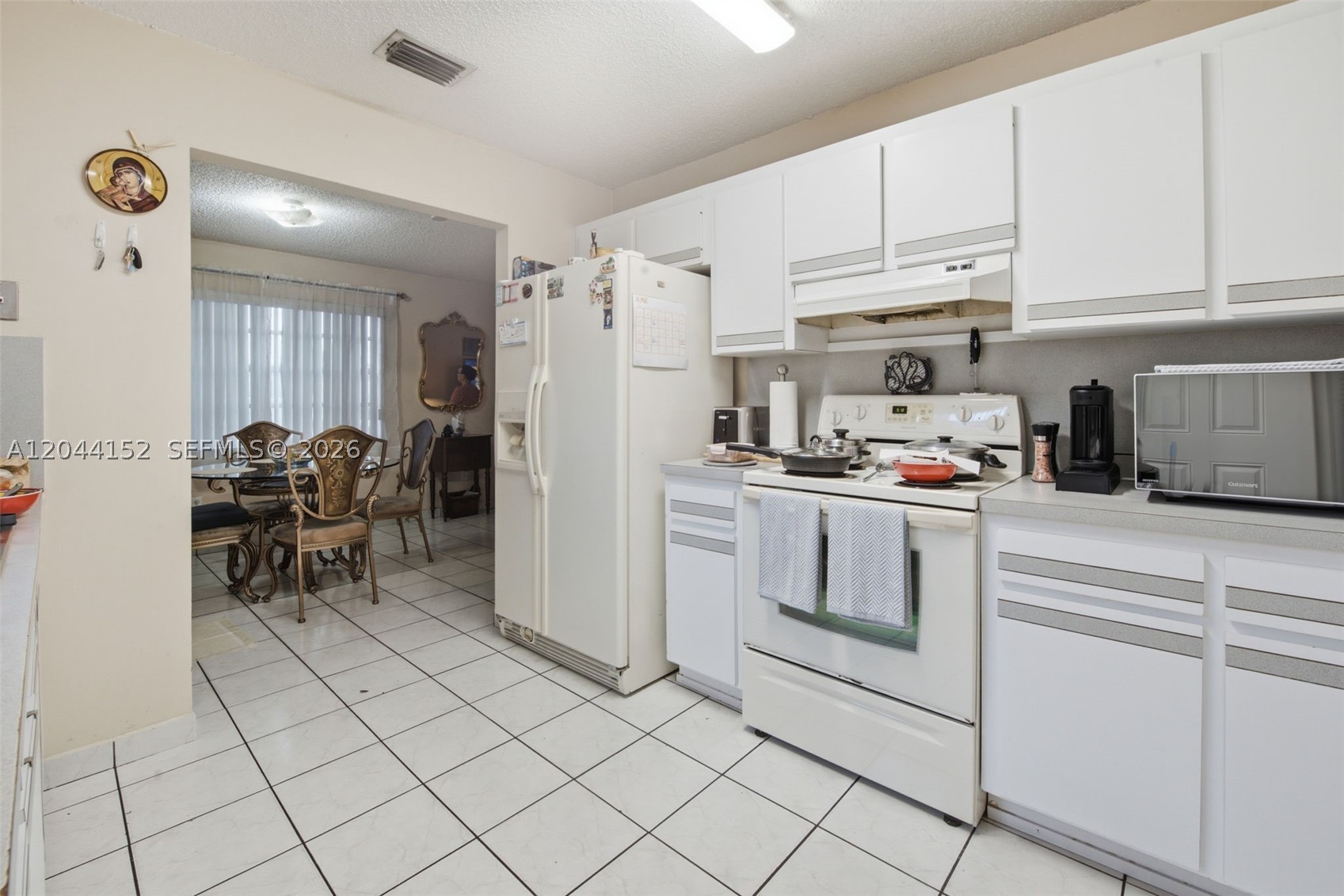 AMND MIAMI SUBURBAN ACRES - Residential Income
