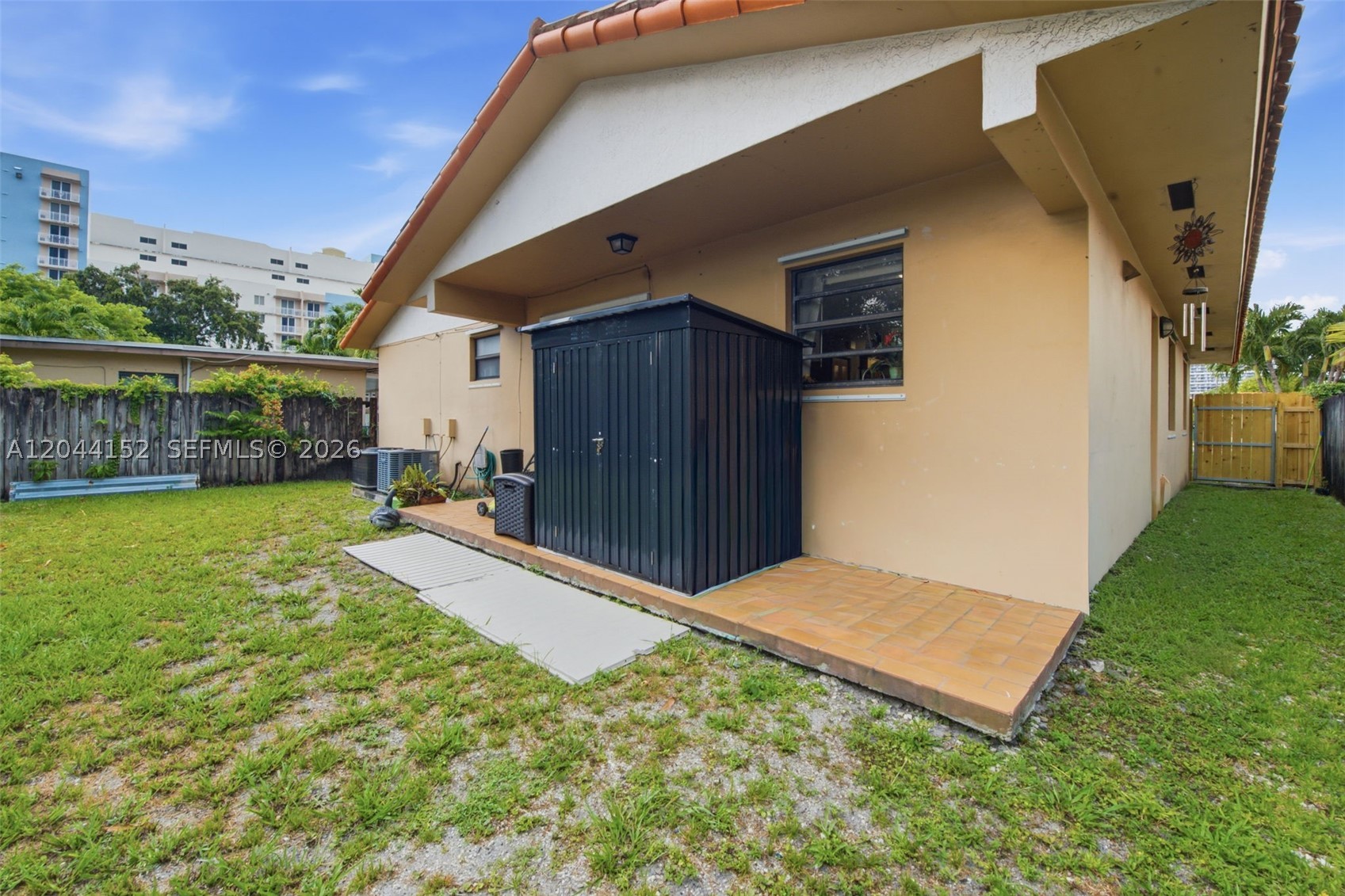AMND MIAMI SUBURBAN ACRES - Residential Income