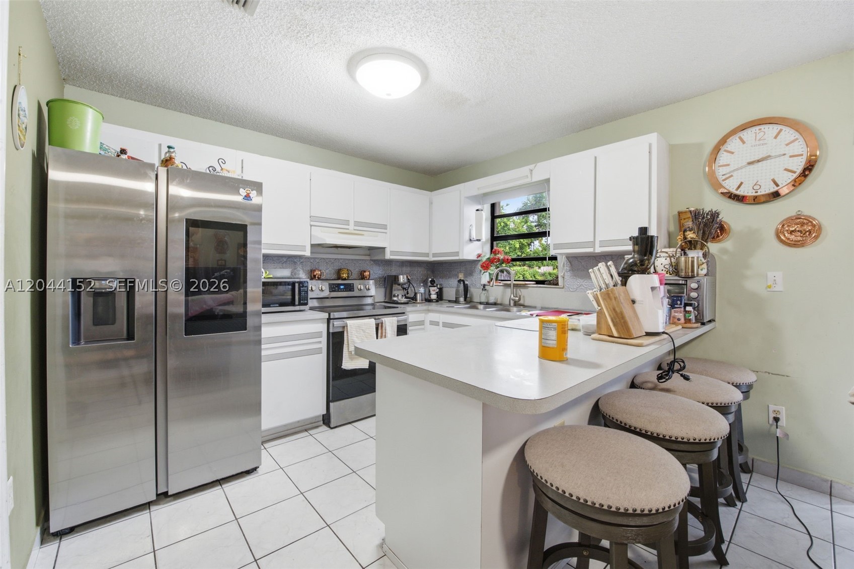 AMND MIAMI SUBURBAN ACRES - Residential Income