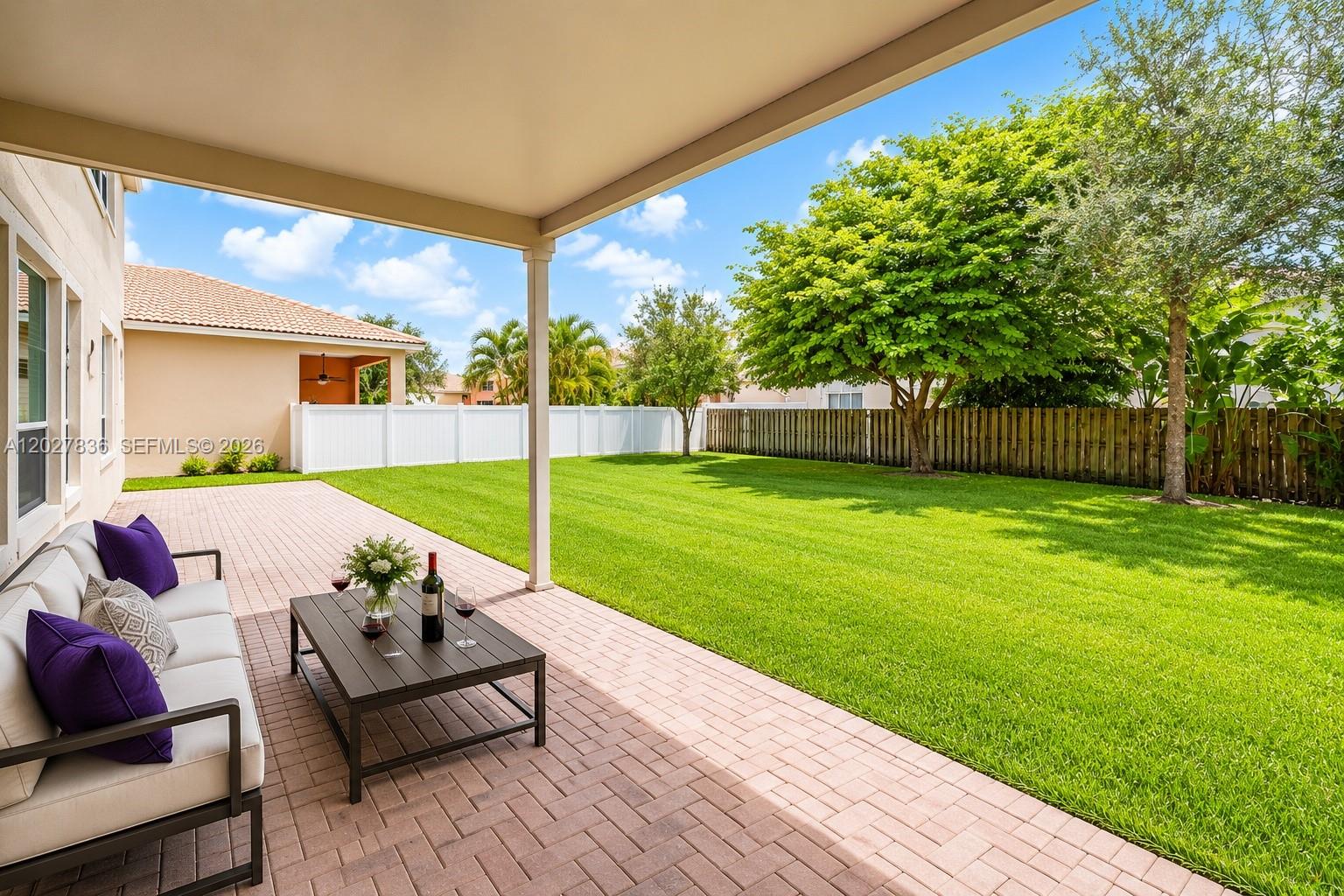 RESERVE AT HUNTINGTON 174 - Residential Lease