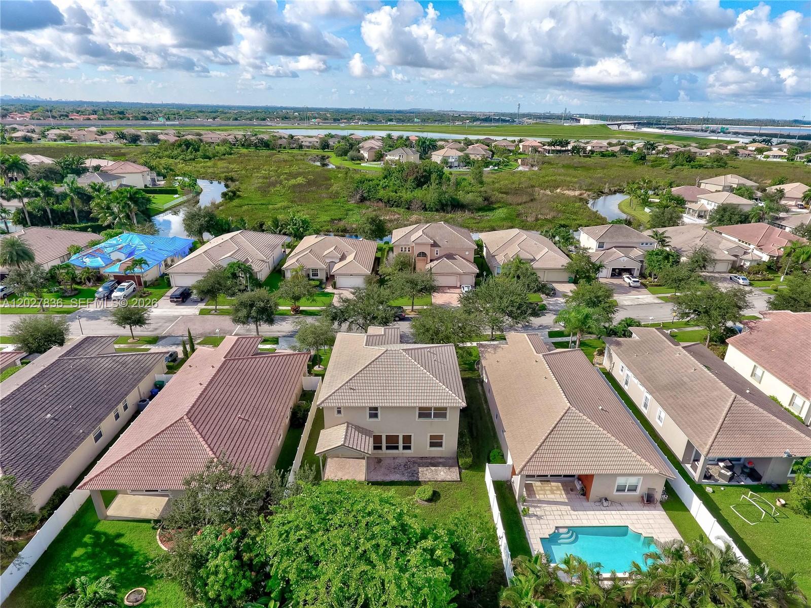 RESERVE AT HUNTINGTON 174 - Residential Lease