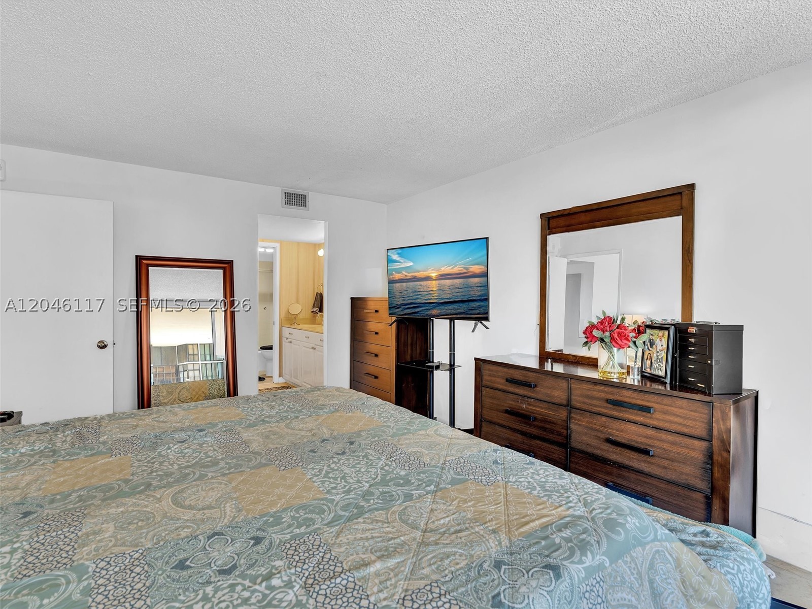 BRICKELL PLACE CONDO - Residential