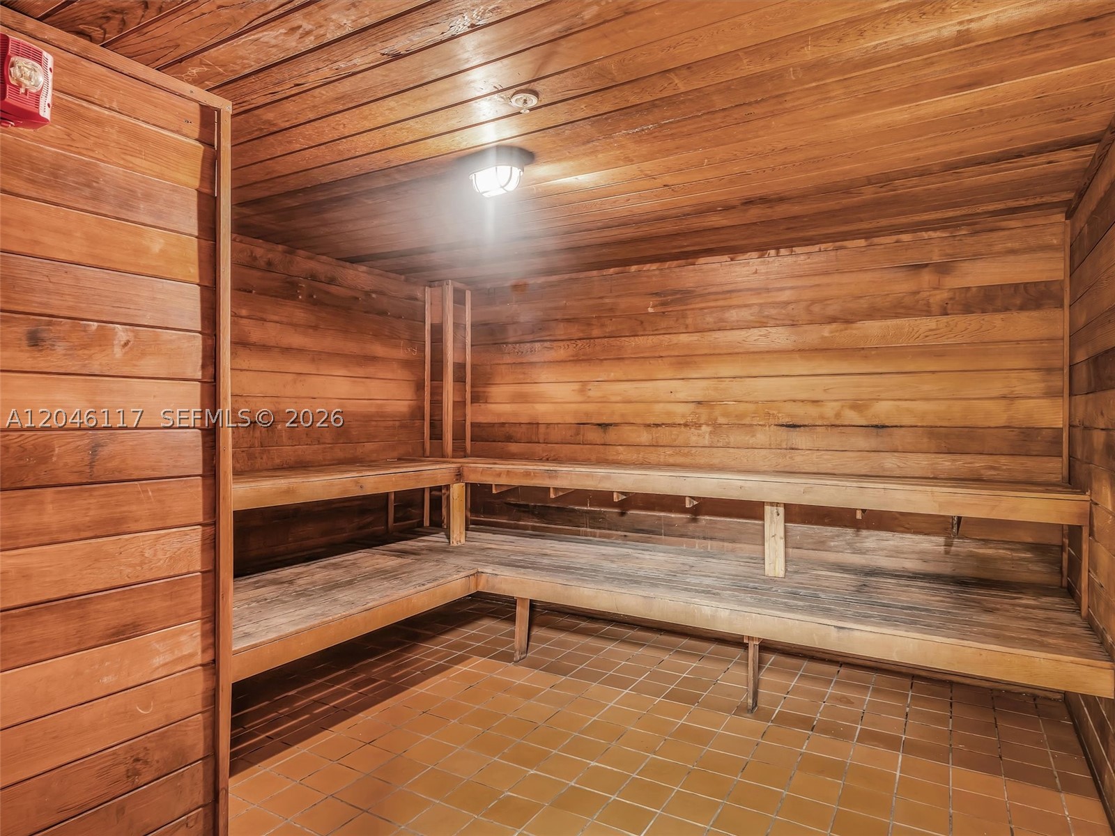 BRICKELL PLACE CONDO - Residential