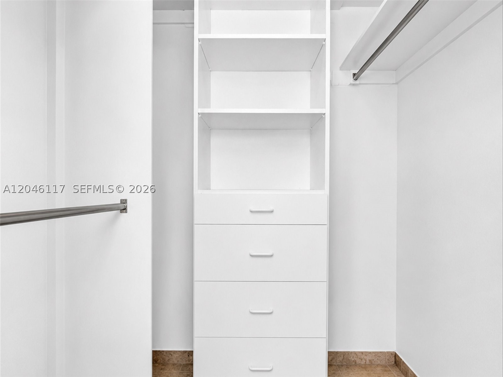 BRICKELL PLACE CONDO - Residential