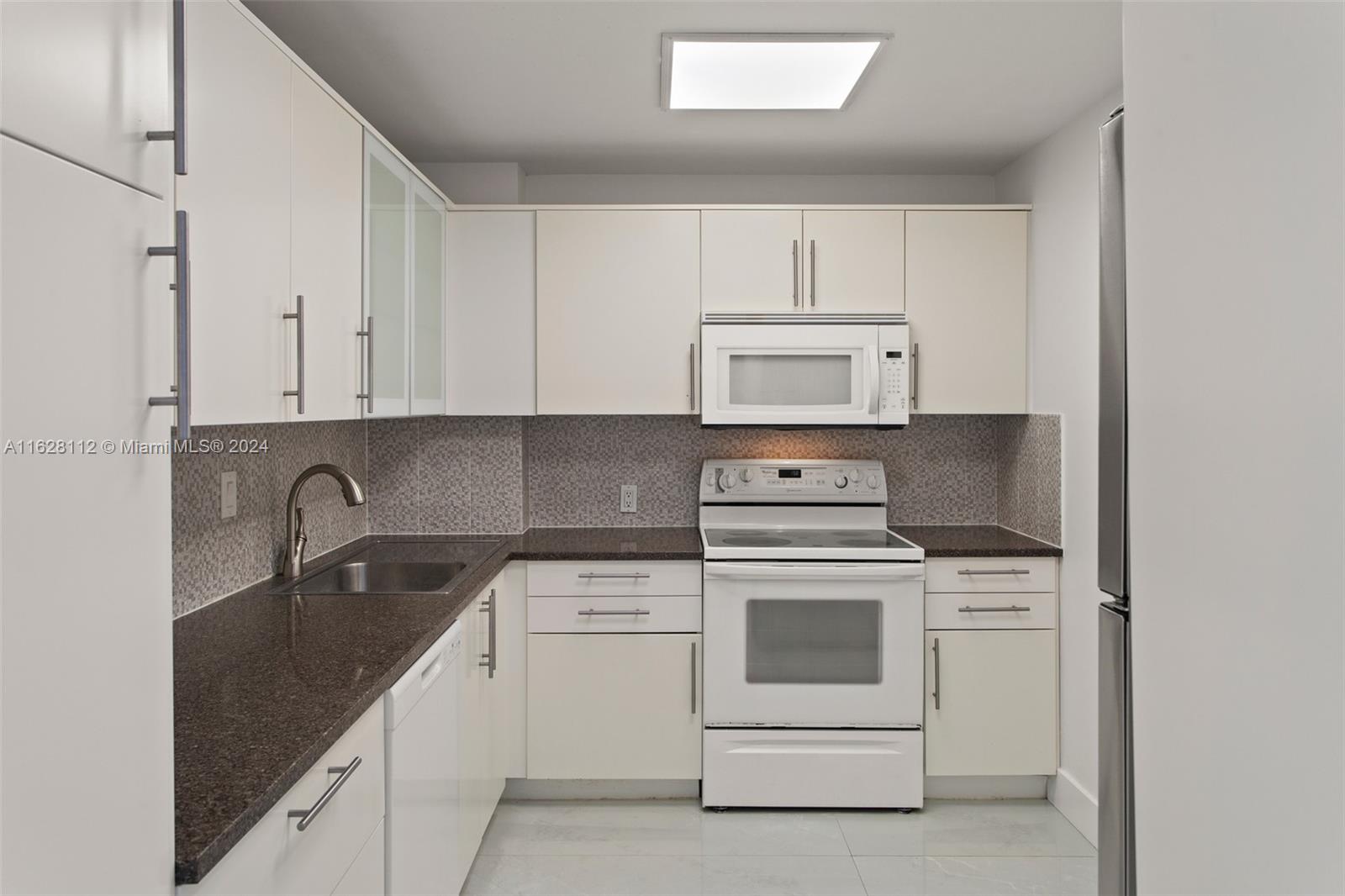 ARLEN HOUSE EAST CONDO - Residential Lease