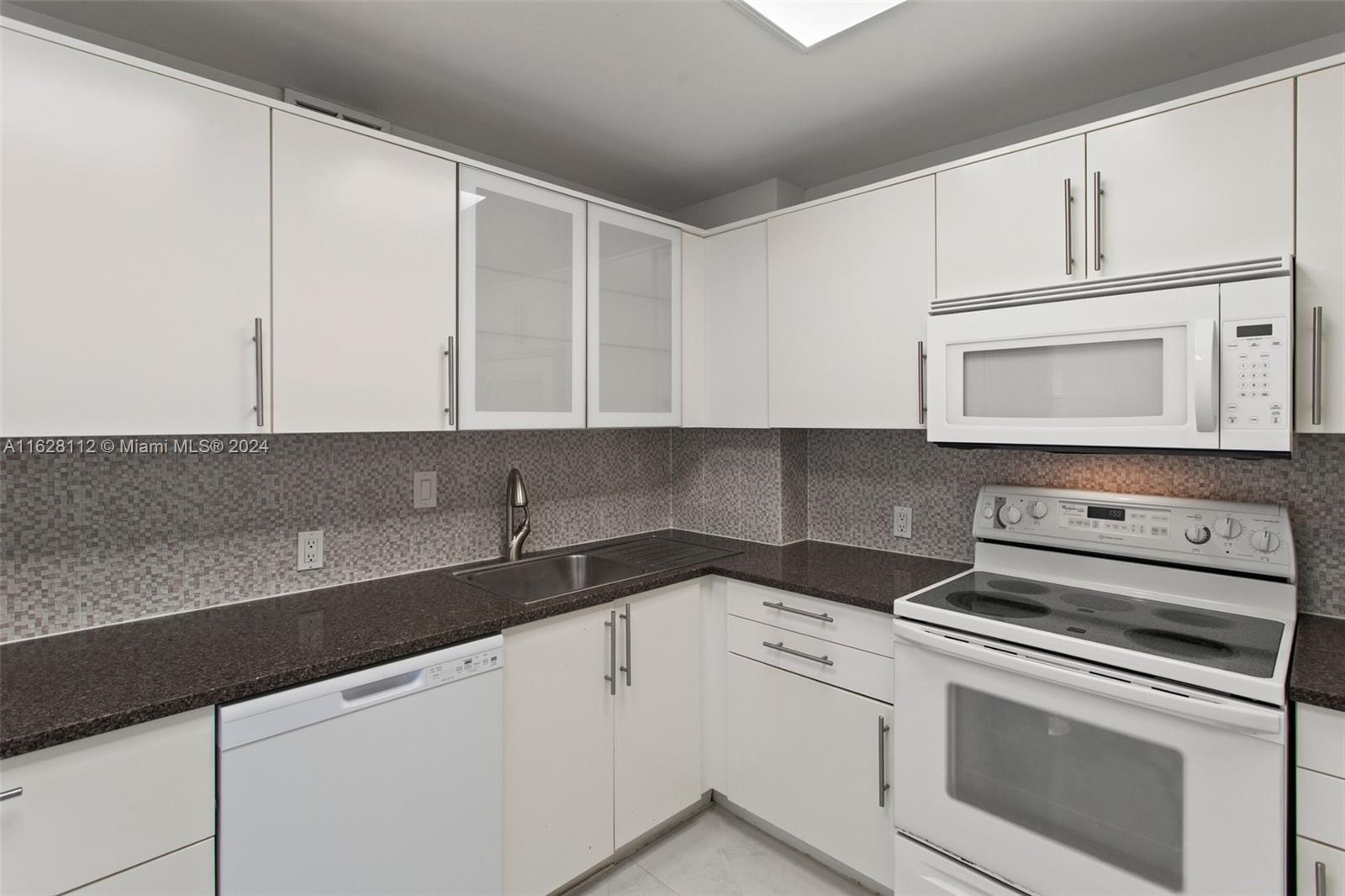 ARLEN HOUSE EAST CONDO - Residential Lease