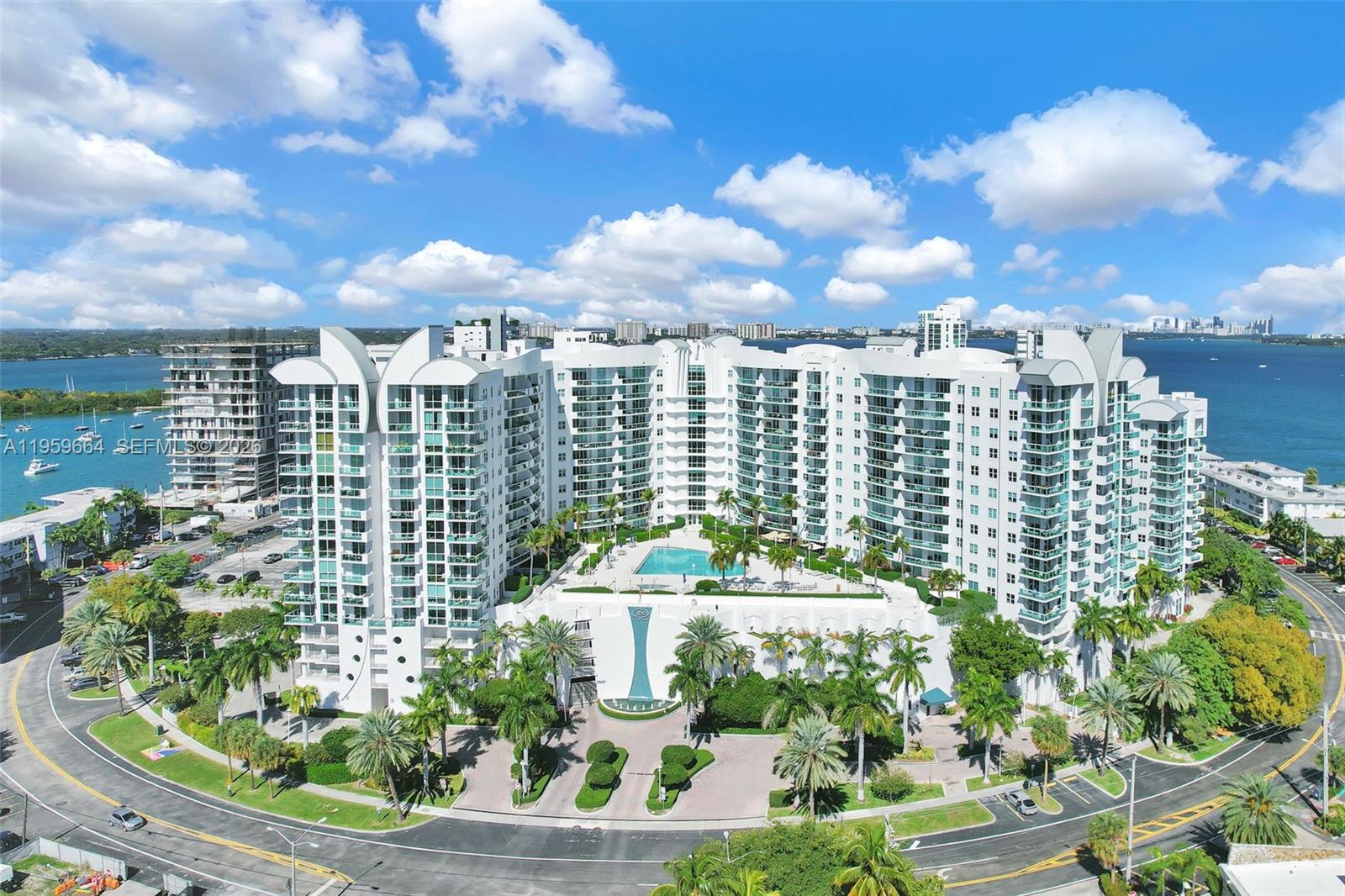 360 CONDO B - Residential