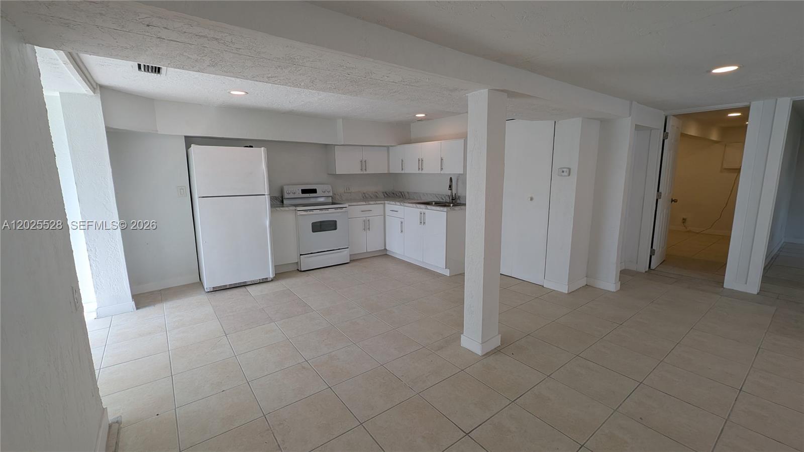 ATLANTIC SHORES DIXIE HIG - Residential Lease