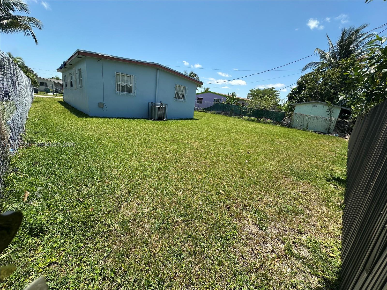 LINCOLN ESTS - Residential