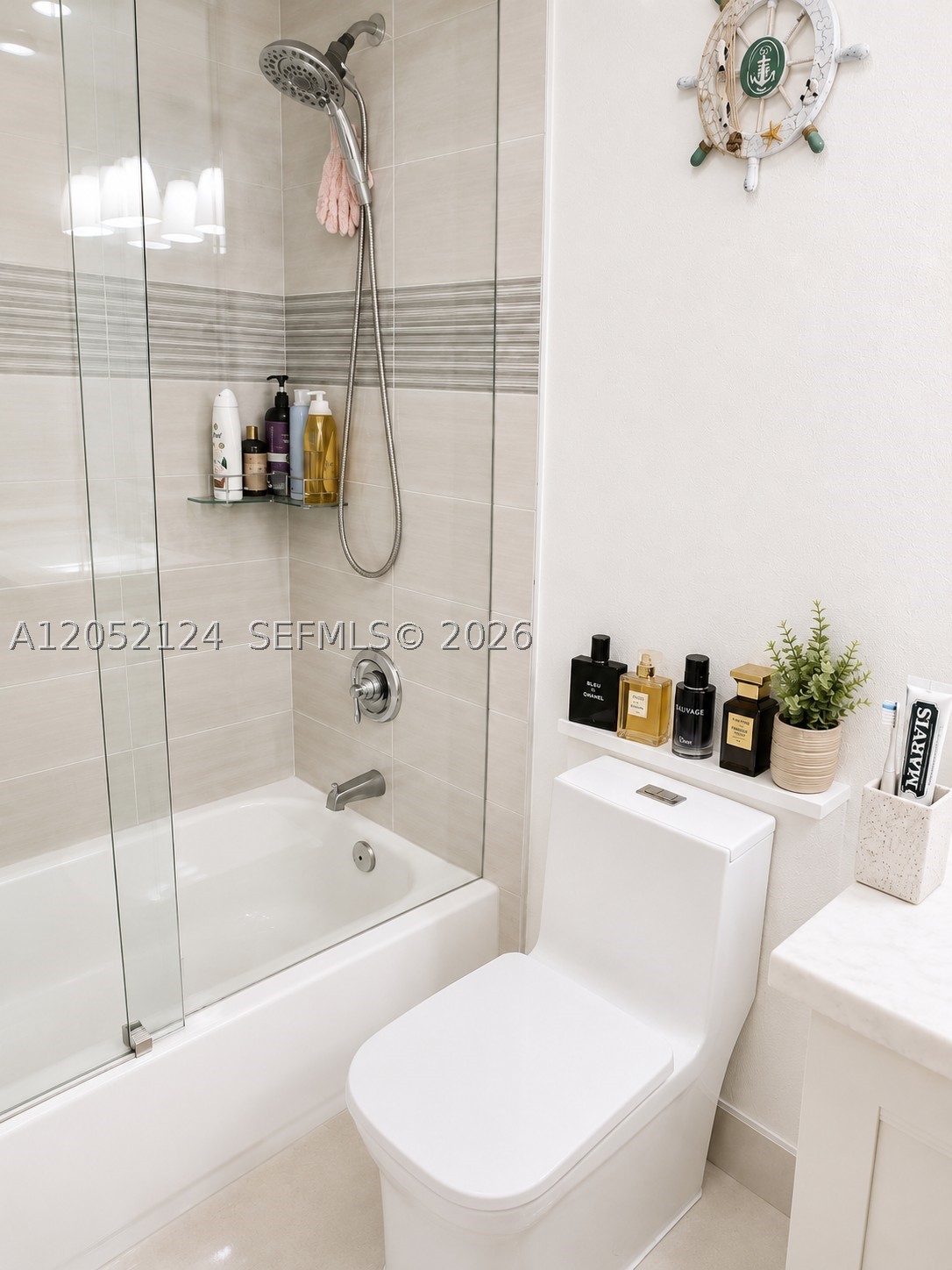 MEADOWBROOK TOWERS CONDO - Residential Lease