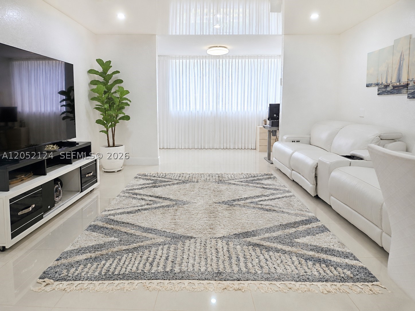 MEADOWBROOK TOWERS CONDO - Residential Lease