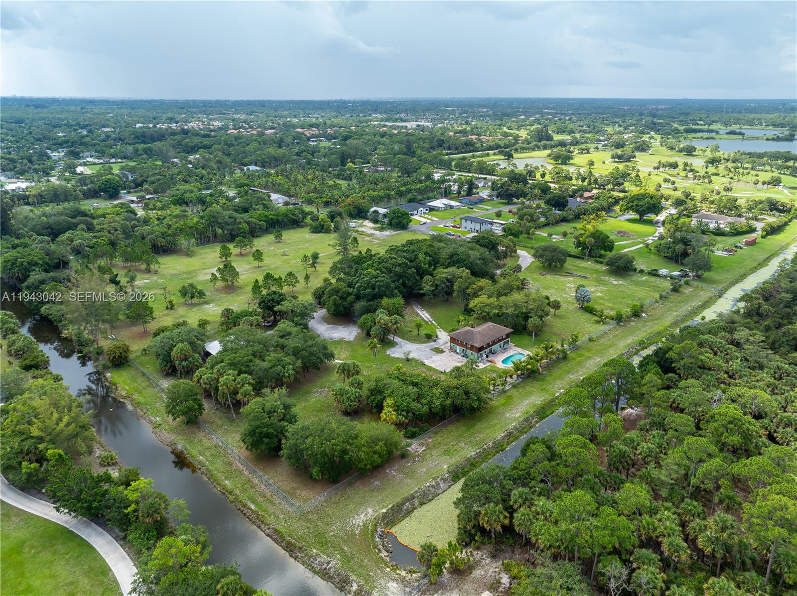 PALM BEACH FARMS CO 3 - Residential