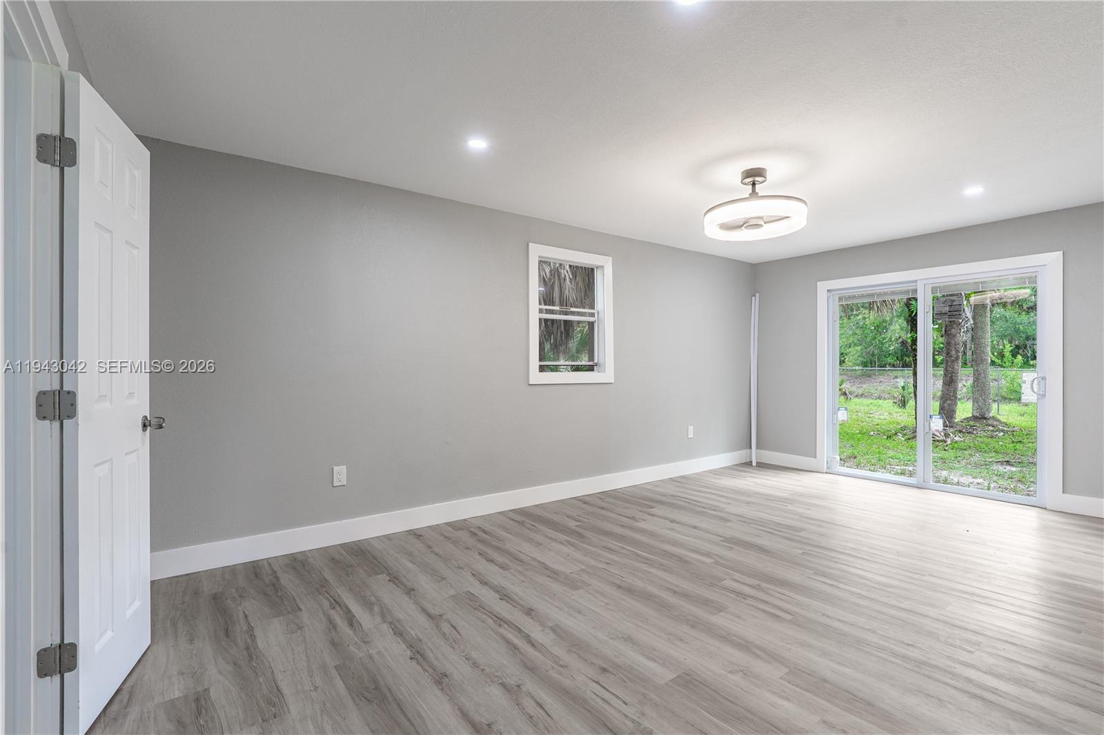 PALM BEACH FARMS CO 3 - Residential
