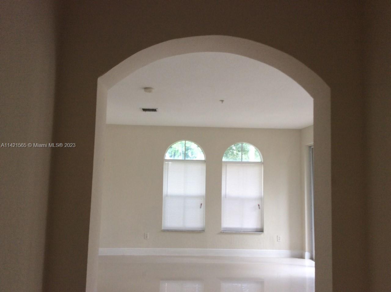 COURTYARDS ONE CONDO - Residential