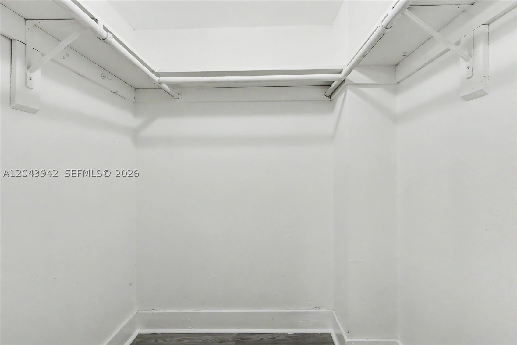 NO 12 PALM-AIRE COUNTRY C - Residential Lease