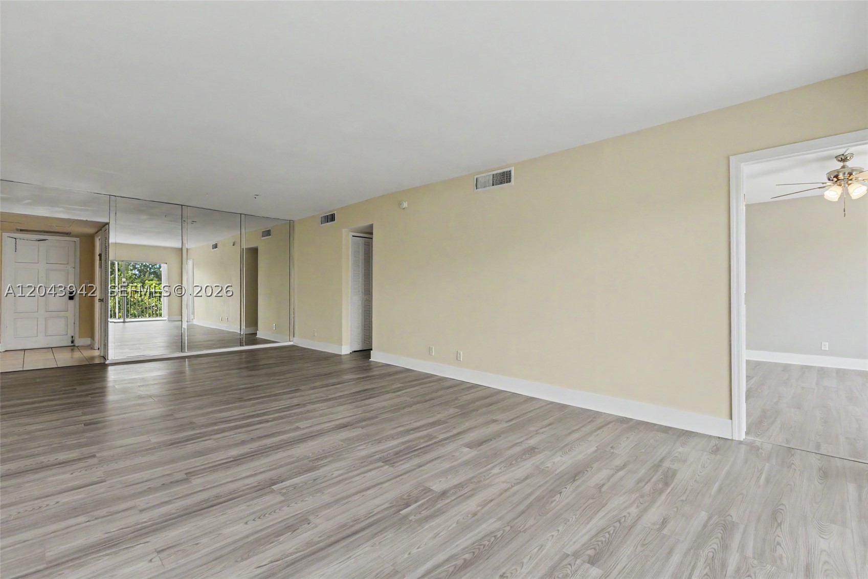 NO 12 PALM-AIRE COUNTRY C - Residential Lease