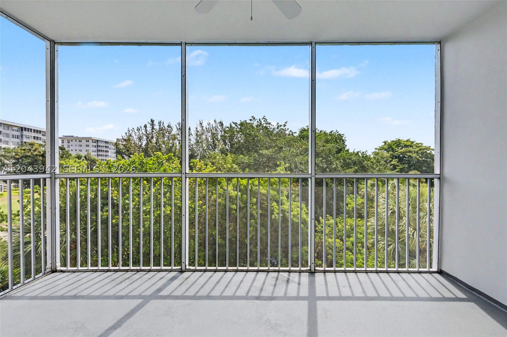 NO 12 PALM-AIRE COUNTRY C - Residential Lease
