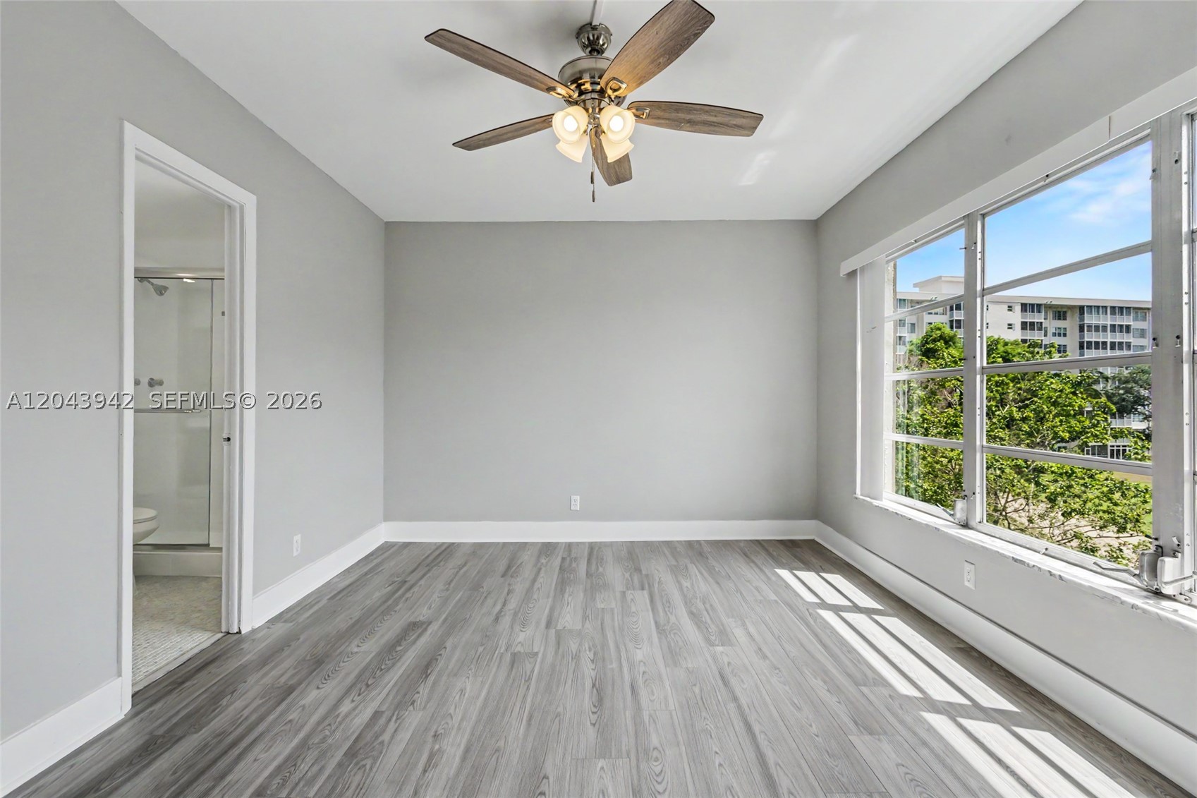 NO 12 PALM-AIRE COUNTRY C - Residential Lease