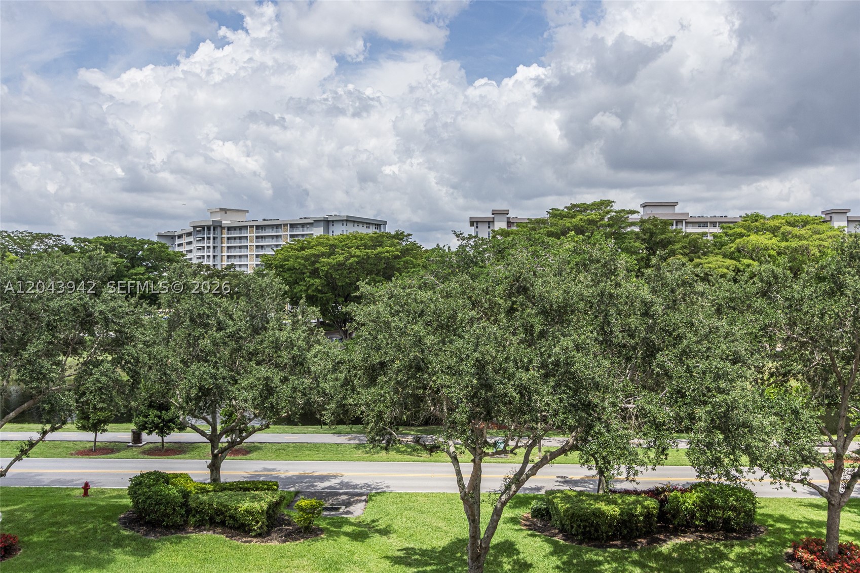 NO 12 PALM-AIRE COUNTRY C - Residential Lease