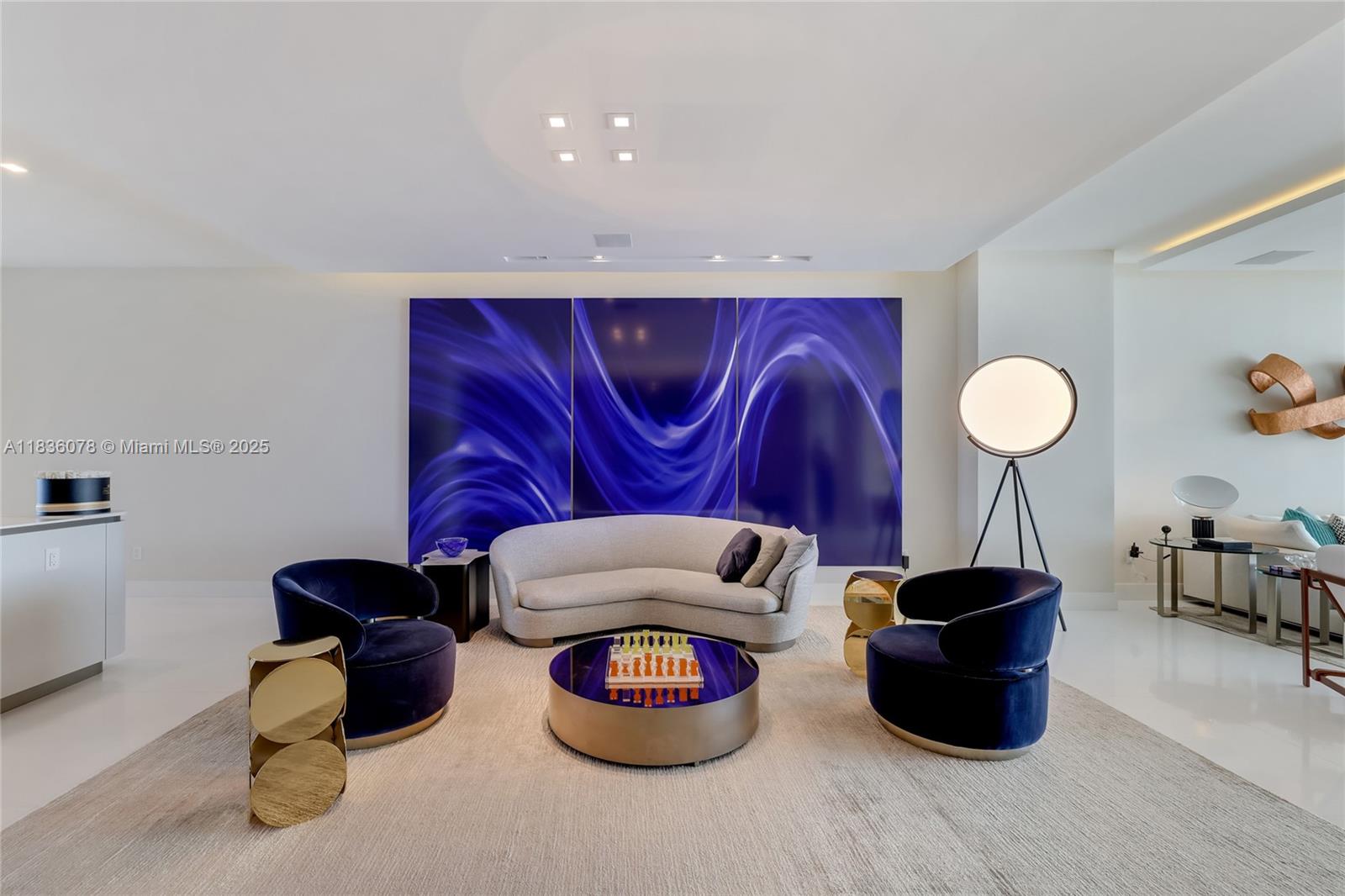 JADE SIGNATURE CONDO - Residential