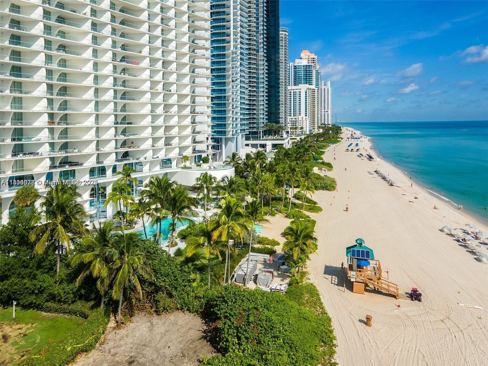 JADE SIGNATURE CONDO - Residential