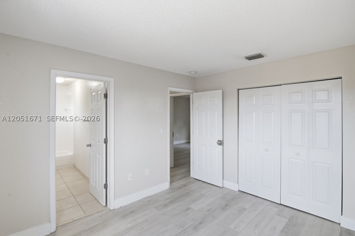 VISTA ALEGRE TOWNHOMES VI - Residential