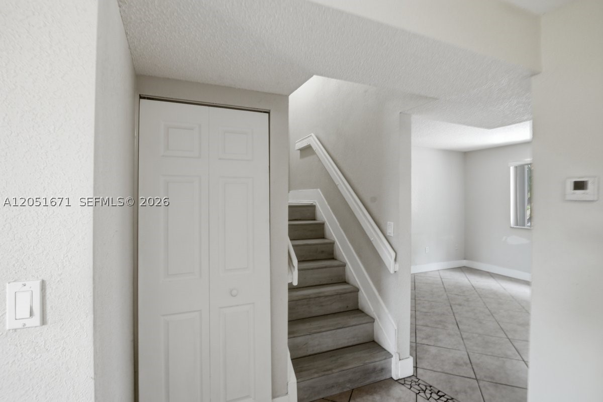 VISTA ALEGRE TOWNHOMES VI - Residential