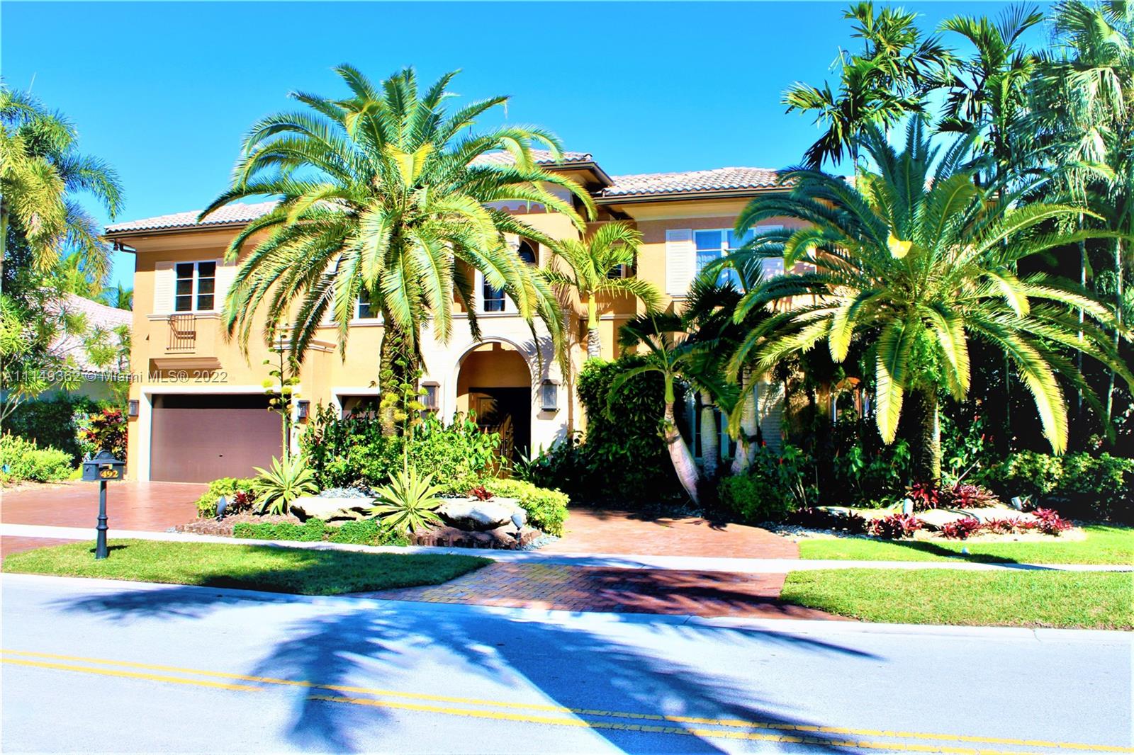 HAWKS LANDING/ENCLAVE - Residential