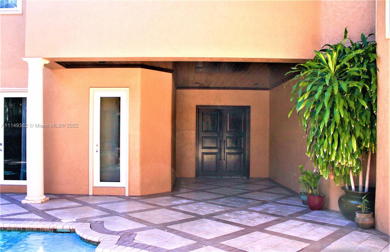 HAWKS LANDING/ENCLAVE - Residential