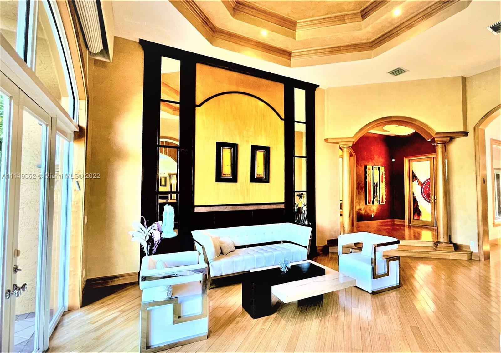HAWKS LANDING/ENCLAVE - Residential